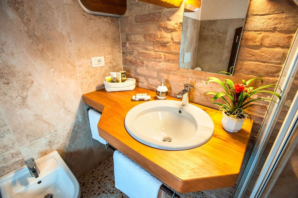 Brick House Silea Villa Phòng bức ảnh