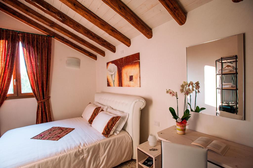 Brick House Silea Villa Phòng bức ảnh